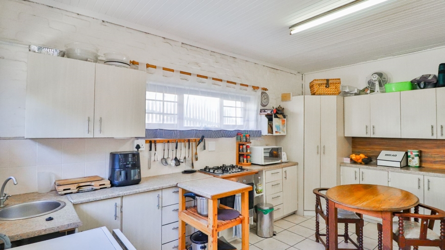 4 Bedroom Property for Sale in Stilbaai Oos Western Cape